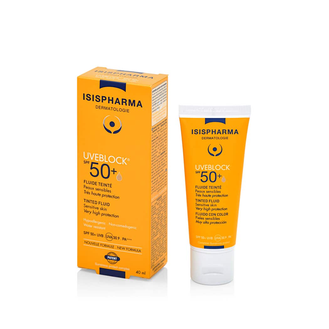 ايزيس فارما الترا فلويد SPF 50 مع كريم أساس فاتح 40 مل
